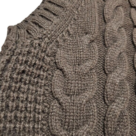 Aritzia Sunday Best Winston 3D look Sweater Vest Preppy Academia Merino Wool - Picture 11 of 15